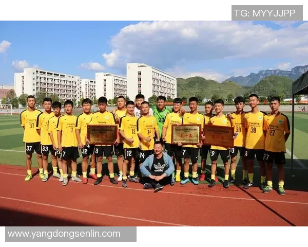 足球中学考试的挑战与机遇如何提升学生的综合素质与团队合作能力